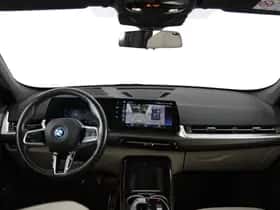BMW X1 (2023) thumbnail 13