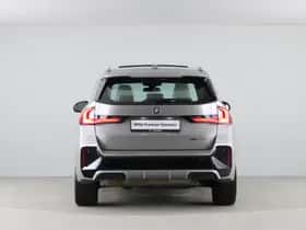 BMW X1 (2023) thumbnail 10