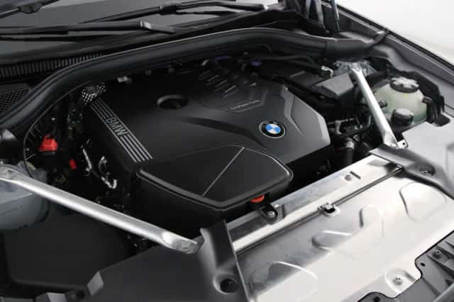 BMW X4 (2026) thumbnail 4