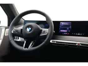 BMW iX (2026) thumbnail 2
