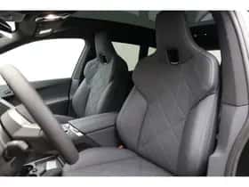 BMW iX (2026) thumbnail 4