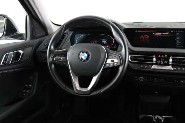 BMW 1-Serie (2023) thumbnail 2