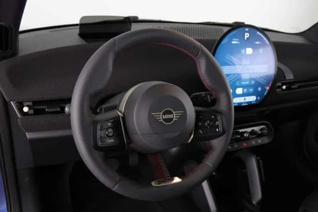 MINI Cooper (2026) thumbnail 2