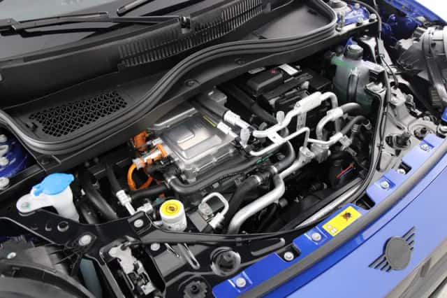 MINI Cooper (2026) thumbnail 5