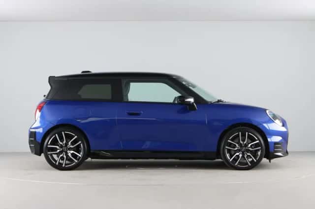 MINI Cooper (2026) thumbnail 9
