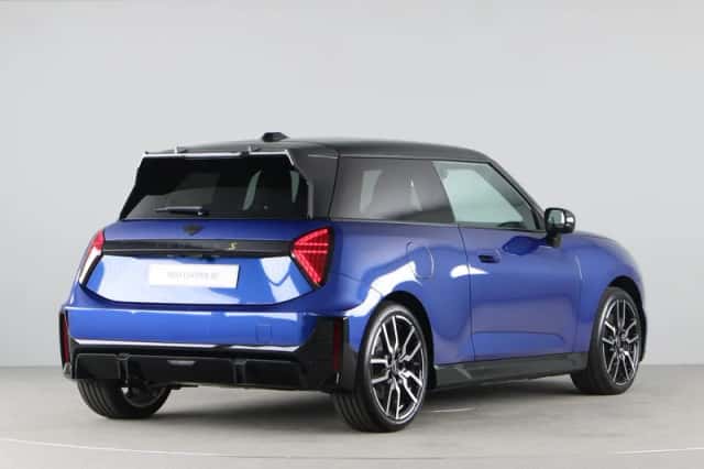 MINI Cooper (2026) thumbnail 10