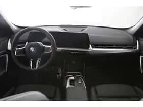 BMW iX1 (2026) thumbnail 13