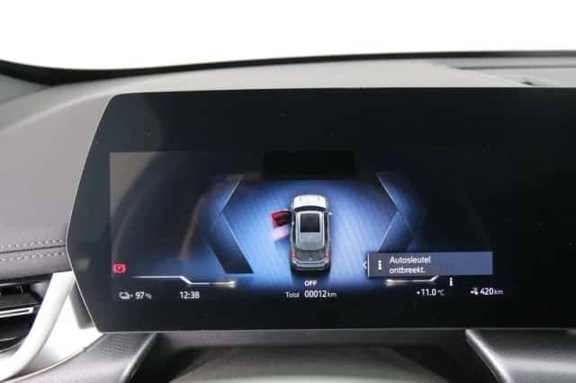 BMW iX1 (2026) thumbnail 3