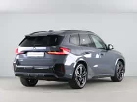 BMW iX1 (2026) thumbnail 9