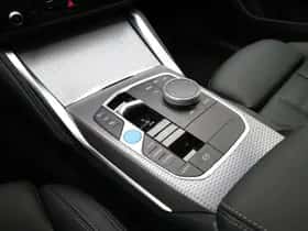BMW i4 (2026) thumbnail 18