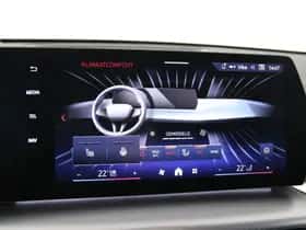 BMW X1 (2024) thumbnail 14