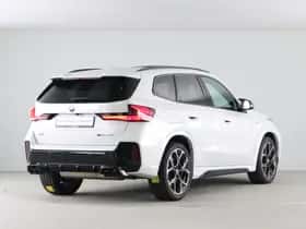 BMW X1 (2024) thumbnail 9