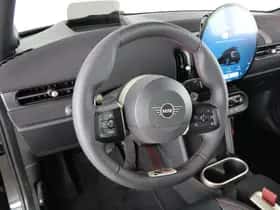 MINI Cooper (2026) thumbnail 2