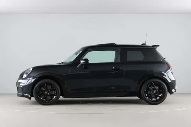 MINI Cooper (2026) thumbnail 13