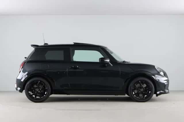 MINI Cooper (2026) thumbnail 9