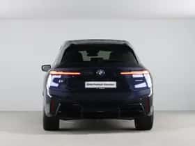 BMW iX (2026) thumbnail 9
