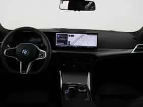 BMW i4 (2026) thumbnail 13