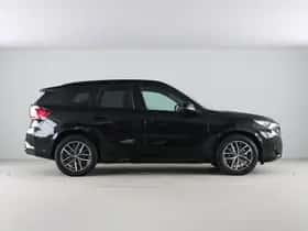 BMW iX1 (2026) thumbnail 8