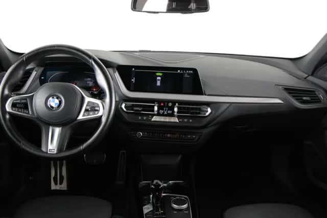BMW 1-Serie (2022) thumbnail 2