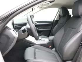 BMW i4 (2026) thumbnail 5