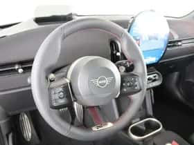 MINI Cooper (2026) thumbnail 2