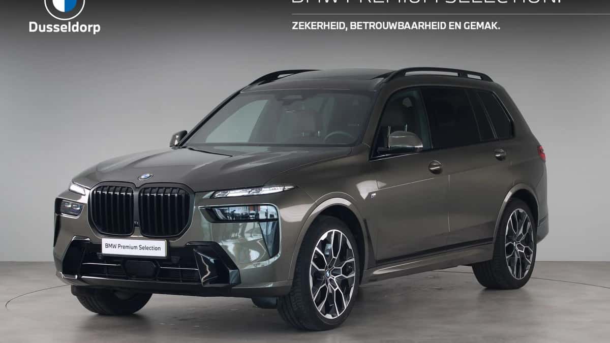 BMW X7 (2025) — foto 1