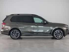 BMW X7 (2025) thumbnail 4