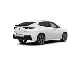 BMW iX2 (2026) thumbnail 2
