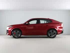 BMW iX2 (2025) thumbnail 12