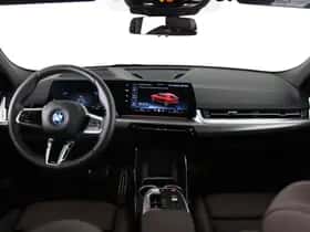 BMW iX2 (2025) thumbnail 13