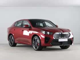 BMW iX2 (2025) thumbnail 7