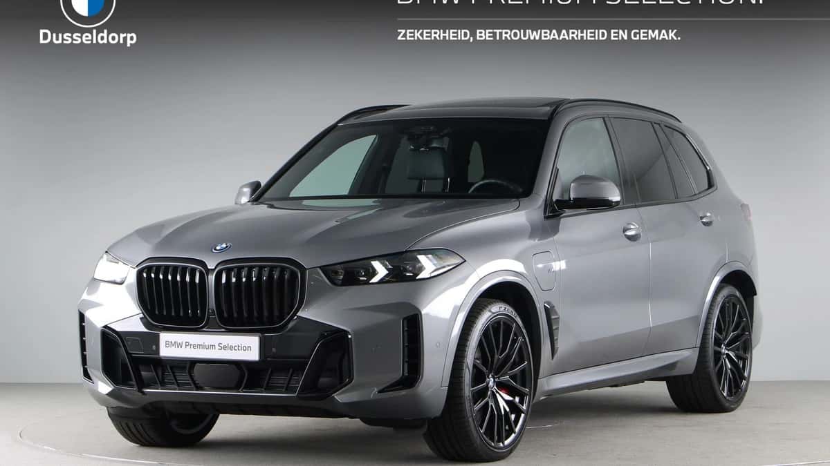 BMW X5 (2025) — foto 1