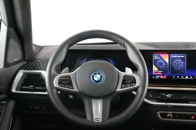 BMW X5 (2025) thumbnail 2