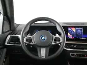 BMW X5 (2025) thumbnail 2