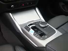 BMW i4 (2026) thumbnail 18
