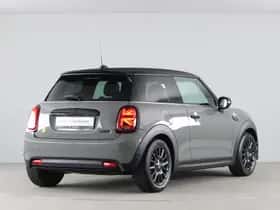 MINI Electric (2022) thumbnail 9