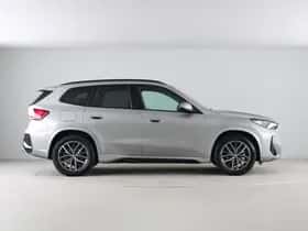 BMW iX1 (2026) thumbnail 8