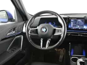 BMW X1 (2023) thumbnail 2