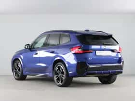 BMW X1 (2023) thumbnail 11