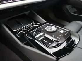 BMW i5 (2026) thumbnail 18