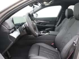 BMW i5 (2026) thumbnail 5