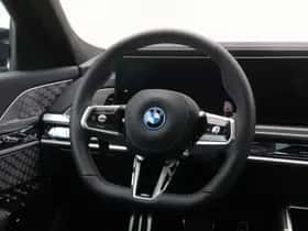 BMW 7-Serie (2025) thumbnail 2