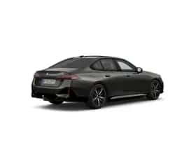 BMW i5 (2026) thumbnail 2