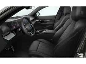 BMW i5 (2026) thumbnail 3
