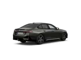 BMW i5 (2026) thumbnail 2