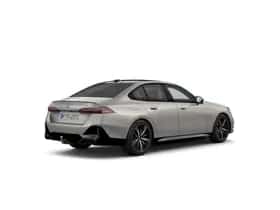 BMW i5 (2026) thumbnail 2