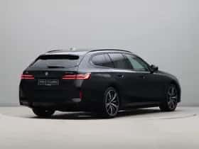 BMW i5 (2026) thumbnail 9