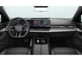BMW i5 (2026) thumbnail 4