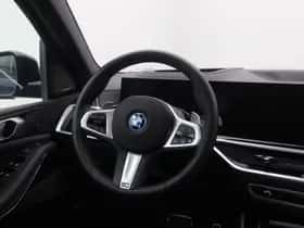 BMW X5 (2025) thumbnail 2