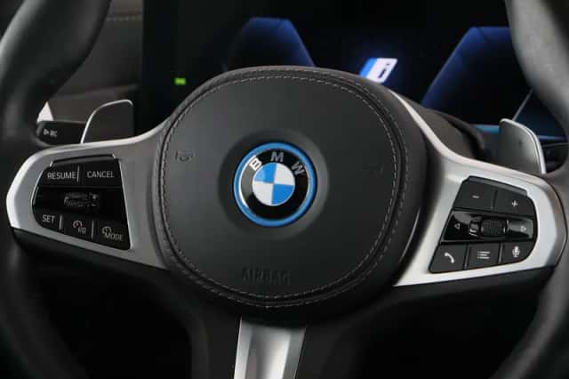 BMW X5 (2025) thumbnail 3